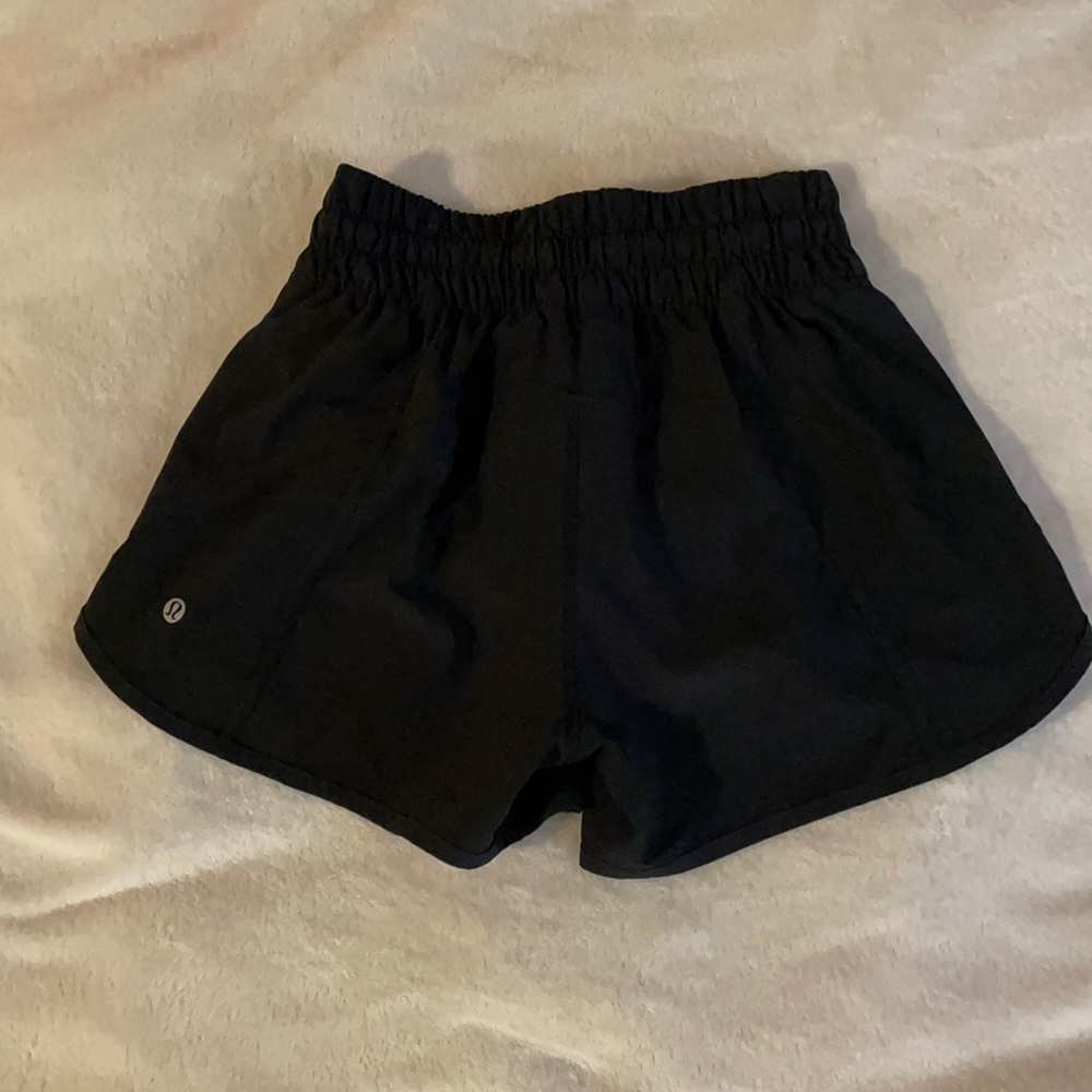 Lululemon Tracker Short Size 4 Black